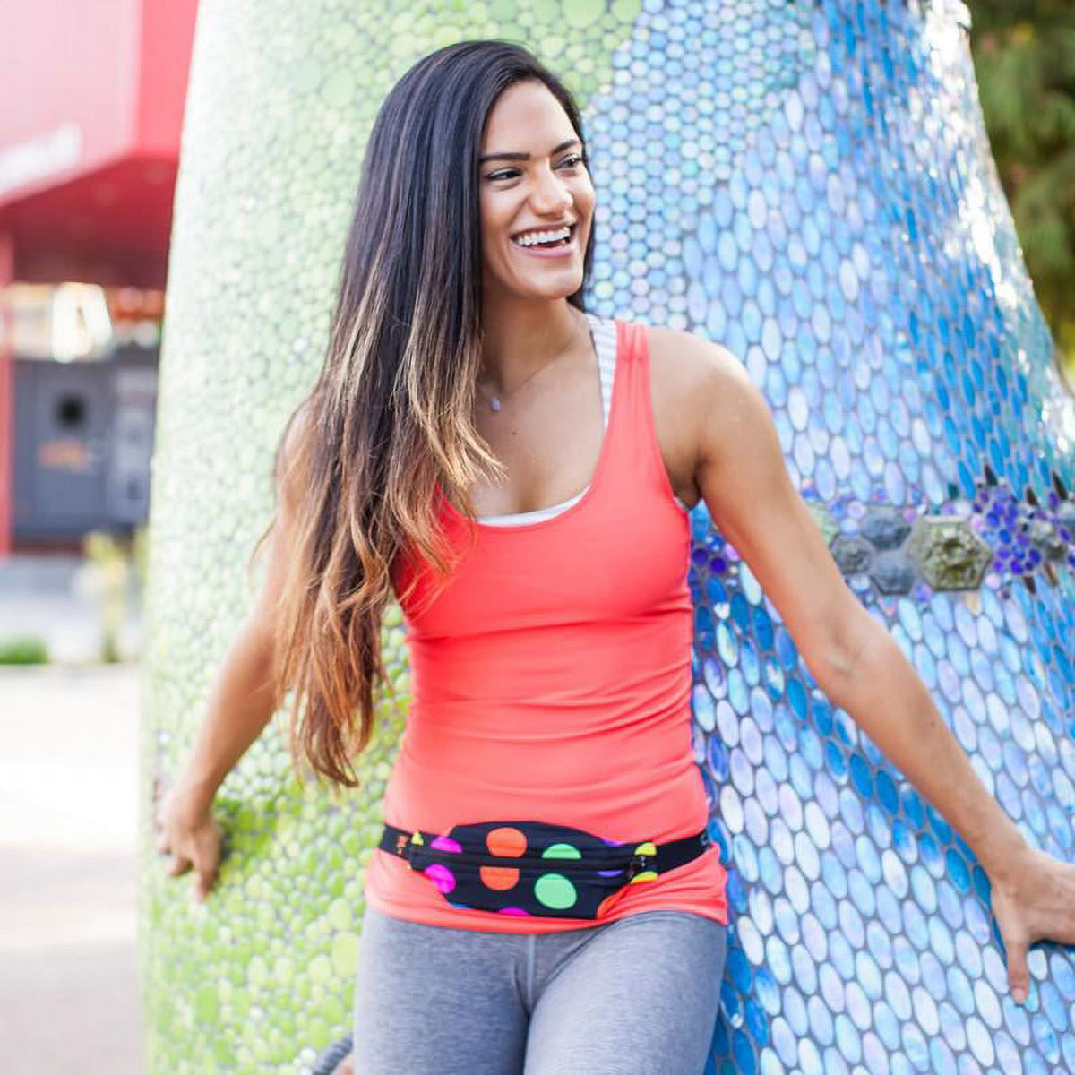 Spibelt LARGE Pocket Running Belt, No Bounce Exercise Waistpack – Black/Turquoise